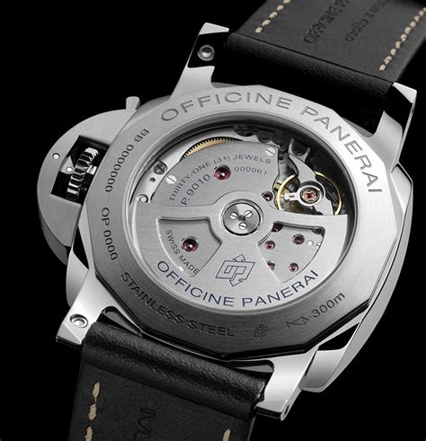 officine panerai luminor marina automatic.